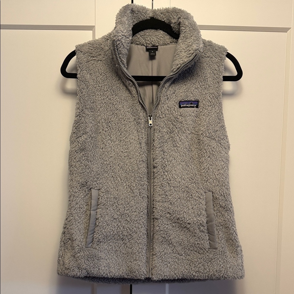 Patagonia Women’s Los Gatos Gray Sherpa Vest